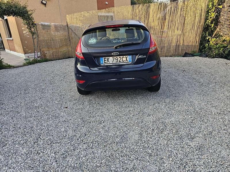 Usata Ford Fiesta Titanium 82 CV (60 kW) 2011 Other Utilitaria