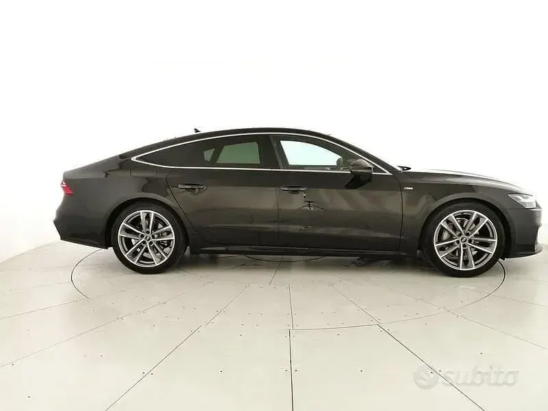 Usata Audi A7 Sportback Business Plus 245 CV (180 kW) 2023 Nero Utilitaria