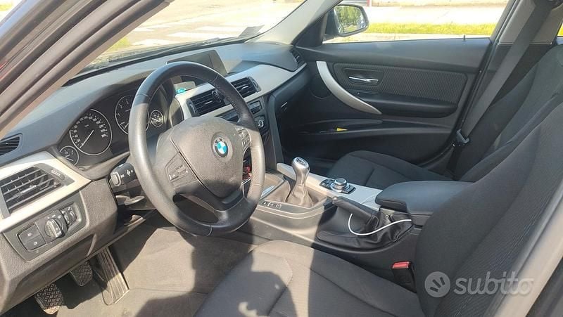 Usata BMW 318 Efficient Dynamics 150 CV (110 kW) 2015 Grigio Station wagon