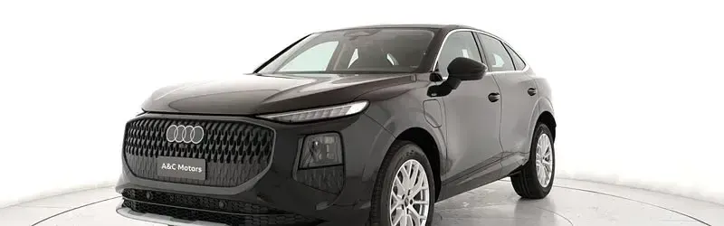 Nuova Audi Q3 Sportback S-Line 272 CV (200 kW) 2026 Verde SUV