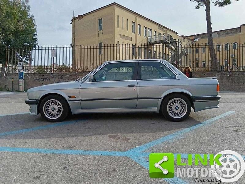 Grigio Usata 1984 BMW 318 Due volumi | 12.500 € - Immagine 1/4