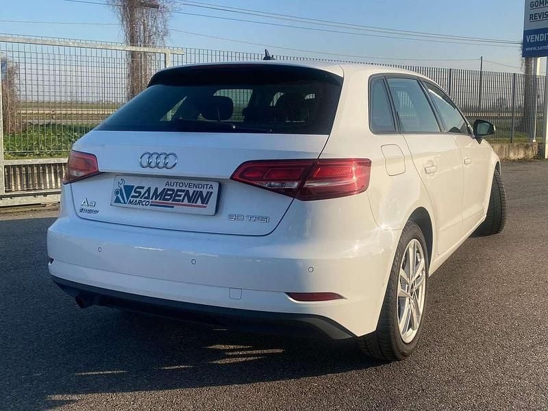 Usata Audi A3 Admired 116 CV (85 kW) 2019 Bianco Berlina