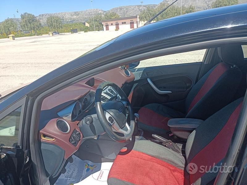Usata Ford Fiesta 68 CV (50 kW) 2011 Utilitaria