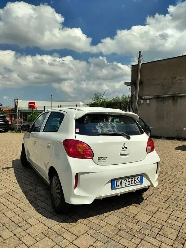 Usata Mitsubishi Space Star Invite 71 CV (52 kW) 2024 Utilitaria