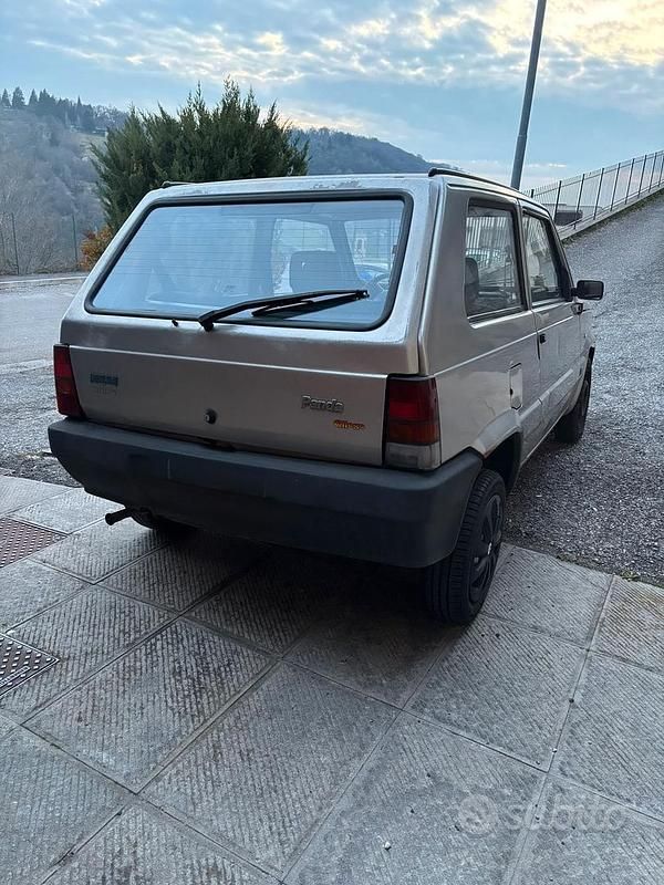 Usata Fiat Panda 54 CV (39 kW) 2003 Grigio Utilitaria