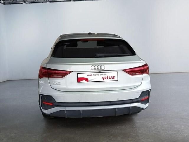 Usata Audi Q3 Sportback S-Line 150 CV (110 kW) 2024 Argento SUV