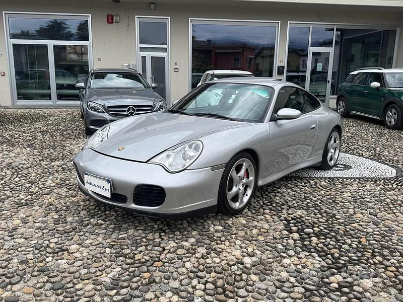 Usata Porsche 911 Carrera 4S 320 CV (235 kW) 2002 Grigio Coupé