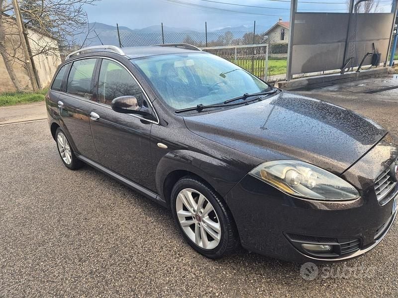 Usata Fiat Croma Emotion 120 CV (88 kW) 2008 Grigio Station wagon