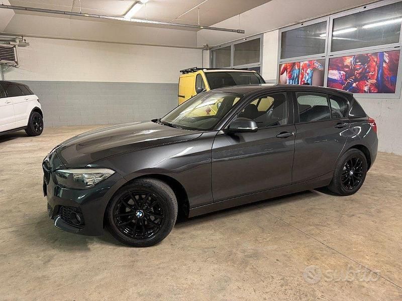 Usata BMW 116 Sport Line 116 CV (85 kW) 2019 Grigio Utilitaria