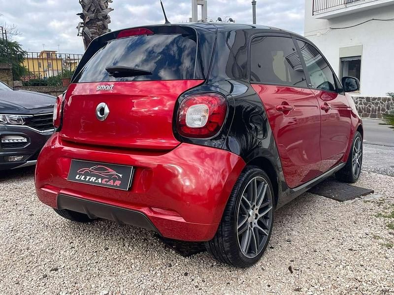 Usata Smart ForFour Brabus 90 CV (66 kW) 2019 Rosso Utilitaria