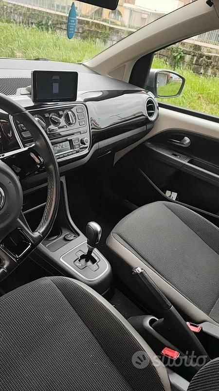 Usata VW up! 2013 Bianco Utilitaria