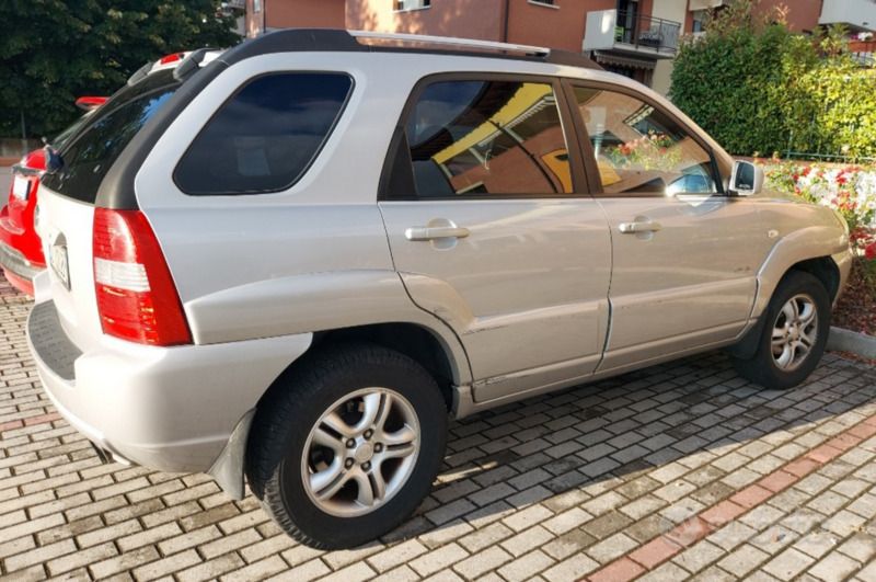 Usata 2005 Kia Sportage SUV | 2200 € - Immagine 1/4