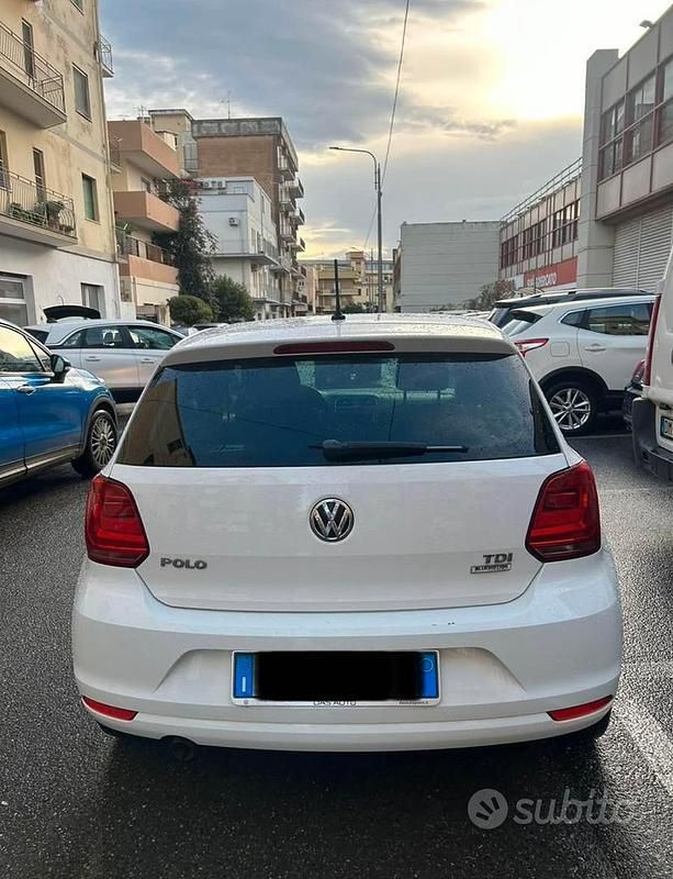 Usata VW Polo 85 CV (62 kW) 2014 Bianco Berlina