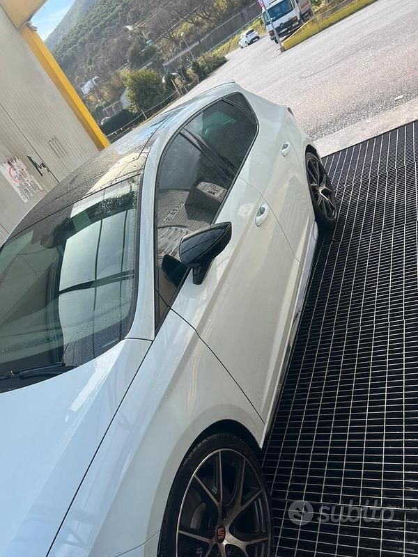 Usata Seat Leon CUPRA 290 CV (213 kW) 2020 Berlina