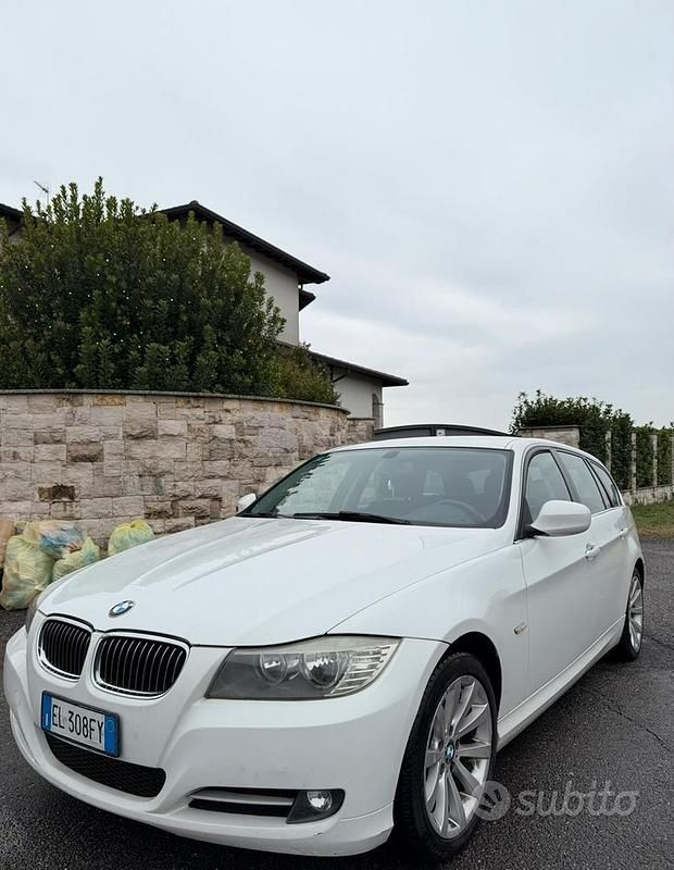 Bianco Usata 2010 BMW 318 M Sport Station wagon | 5500 € (Buon prezzo) - Immagine 1/4