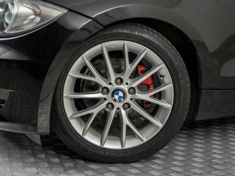 Usata BMW 125 Cabriolet 218 CV (160 kW) 2009 Nero Cabrio