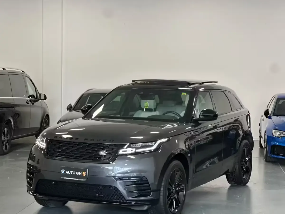Usado Land Rover Range Rover Velar R-Dynamic 203 HP (149 kW) 2023 Cinzento SUV