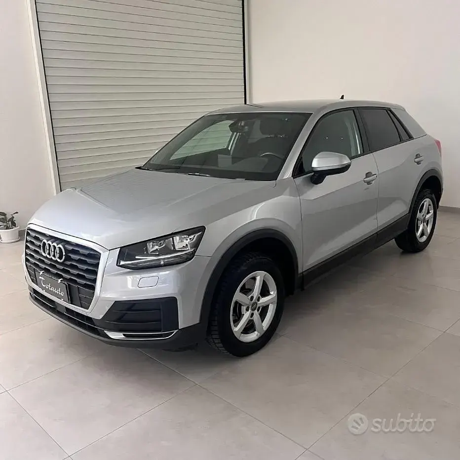 Usata Audi Q2 Business 116 CV (85 kW) 2018 Grigio SUV