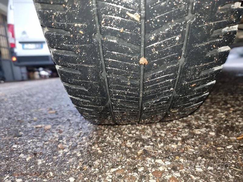 Usata Suzuki Grand Vitara 108 CV (79 kW) 2007 Nero Berlina