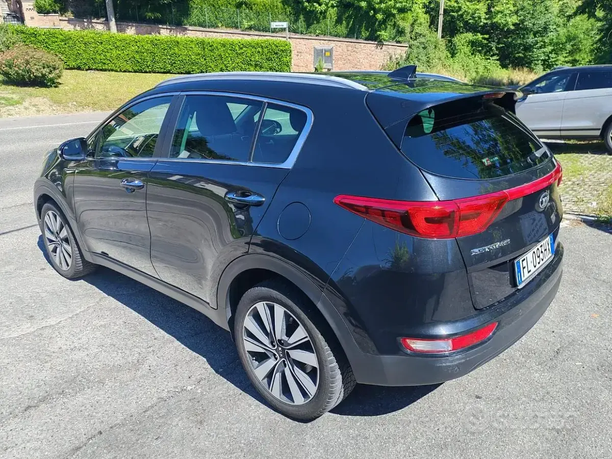 Usata Kia Sportage Style 141 CV (103 kW) 2017 Nero SUV