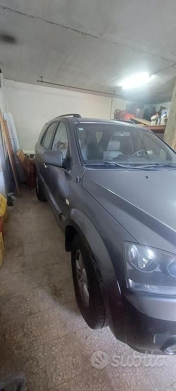 Usata Kia Sorento 140 CV (102 kW) 2006 Grigio SUV