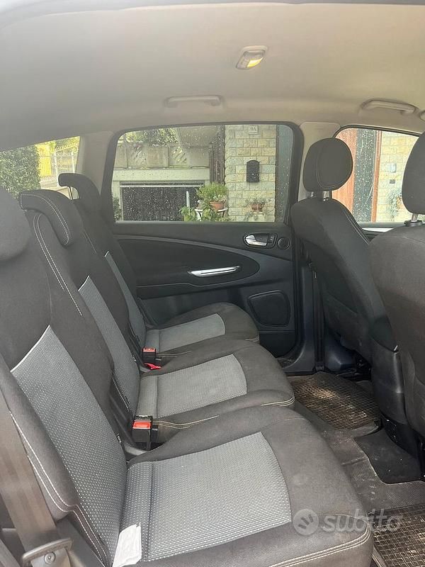 Usata Ford S-MAX S 145 CV (106 kW) 2014 Monovolume