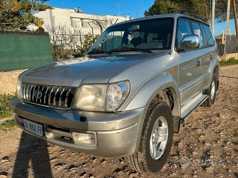 Usata Toyota Land Cruiser 163 CV (119 kW) 2001 Grigio SUV