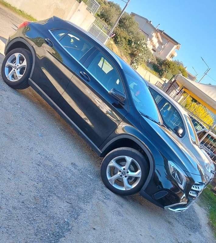 Usata Mercedes GLA200 136 CV (100 kW) 2018 SUV