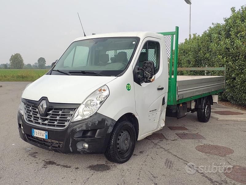 Usata Renault Master 136 CV (100 kW) 2015 Bianco Furgone