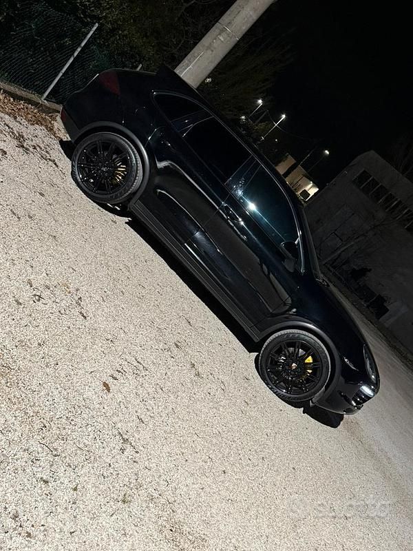 Usata Porsche Cayenne 250 CV (183 kW) 2010 SUV