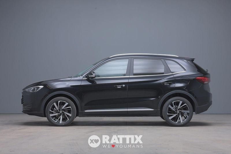 Nero Nuova 2025 MG ZS Luxury Tre volumi | 26.490 € (Molto cara) - Immagine 1/4