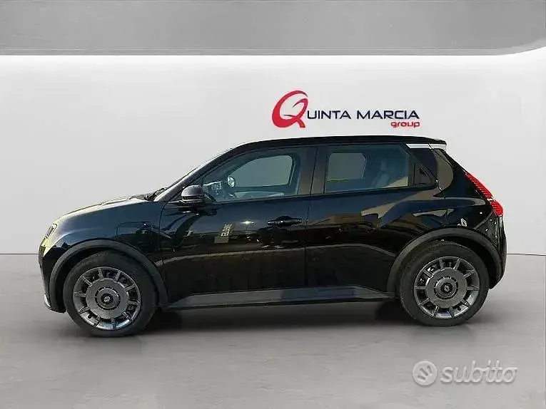 Nuova Renault R5 Urban 69 kW (95 CV) 2026 Utilitaria