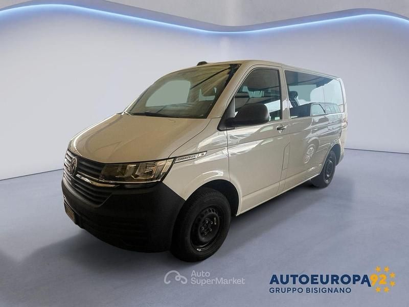 Usata VW Caravelle Trendline 110 CV (80 kW) 2023 Bianco Monovolume