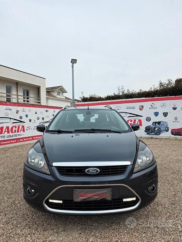 Usata Ford Focus 90 CV (66 kW) 2008 Grigio Station wagon