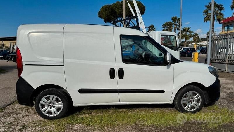 Usata Fiat Doblò 95 CV (69 kW) 2017 Bianco Monovolume