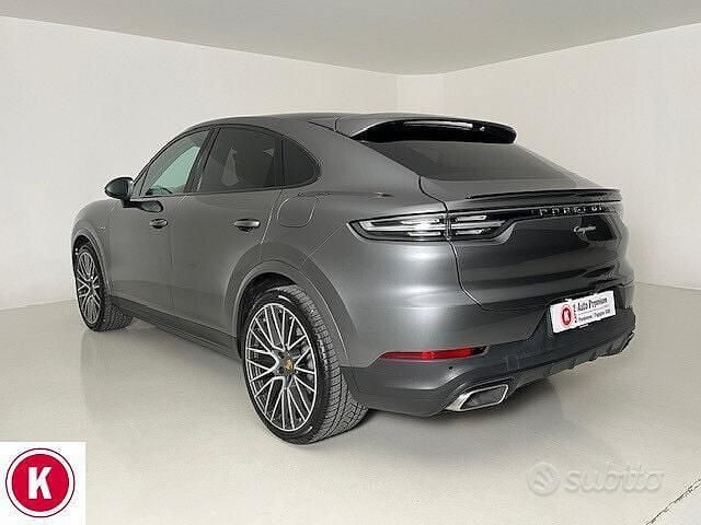 Usata Porsche Cayenne 340 CV (250 kW) 2020 Grigio SUV