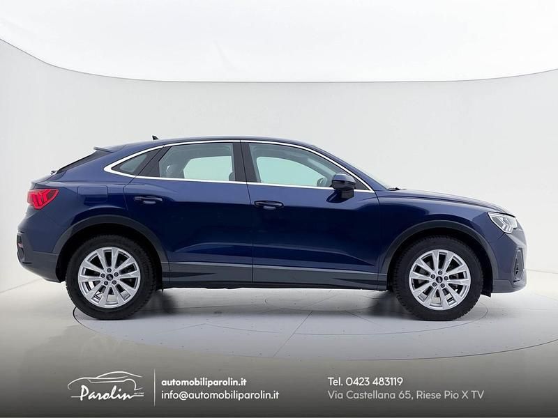 Usata Audi Q3 Sportback Business Plus 150 CV (110 kW) 2022 Blu navarra SUV