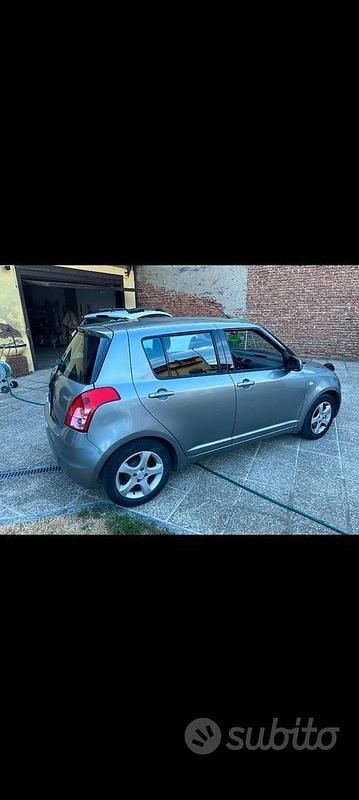 Usata Suzuki Swift 2008 Grigio Utilitaria