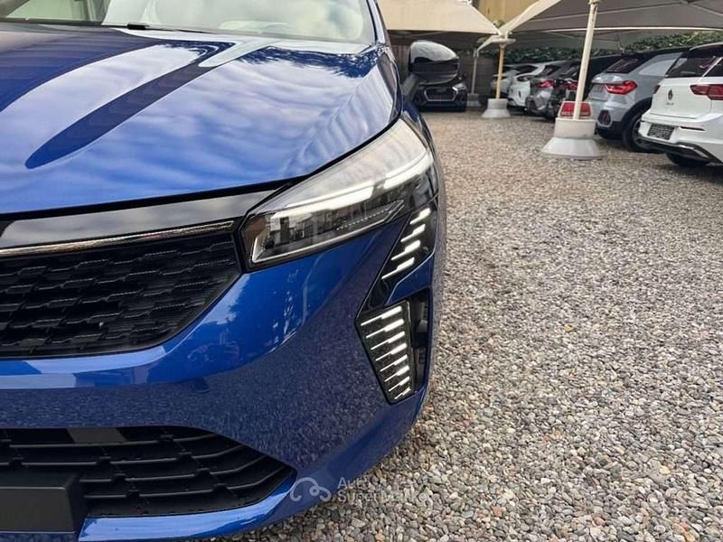 Nuova Renault Clio V 101 CV (74 kW) 2025 Blu Berlina