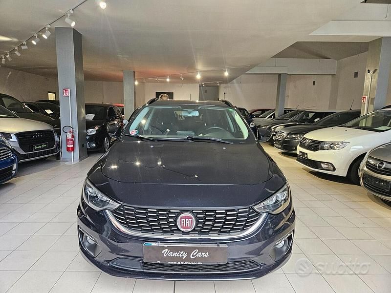 Usata Fiat Tipo Business 120 CV (88 kW) 2019 Nero Station wagon