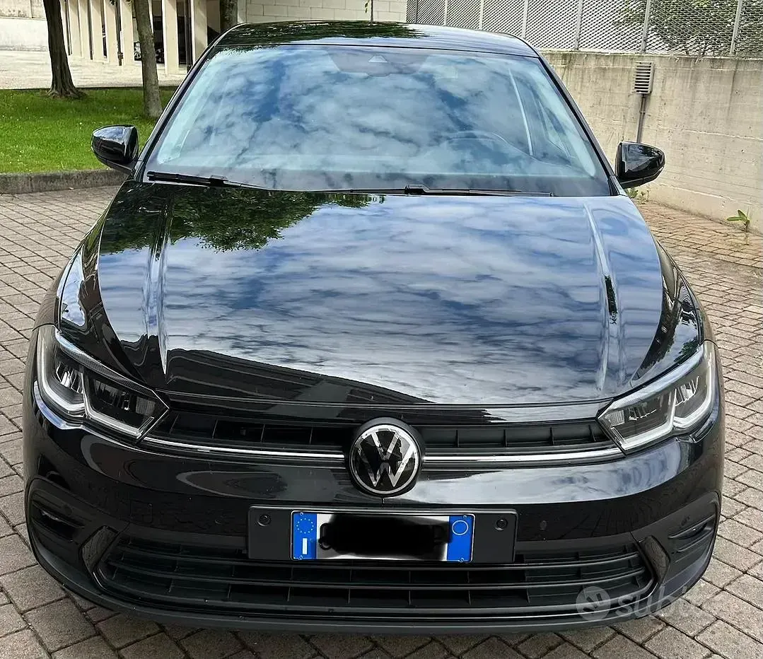 Usata VW Polo 80 CV (58 kW) 2024 Nero Utilitaria