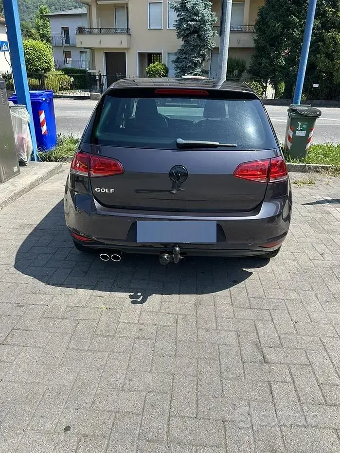 Usata VW Golf VII LOUNGE 125 CV (91 kW) 2015 Berlina