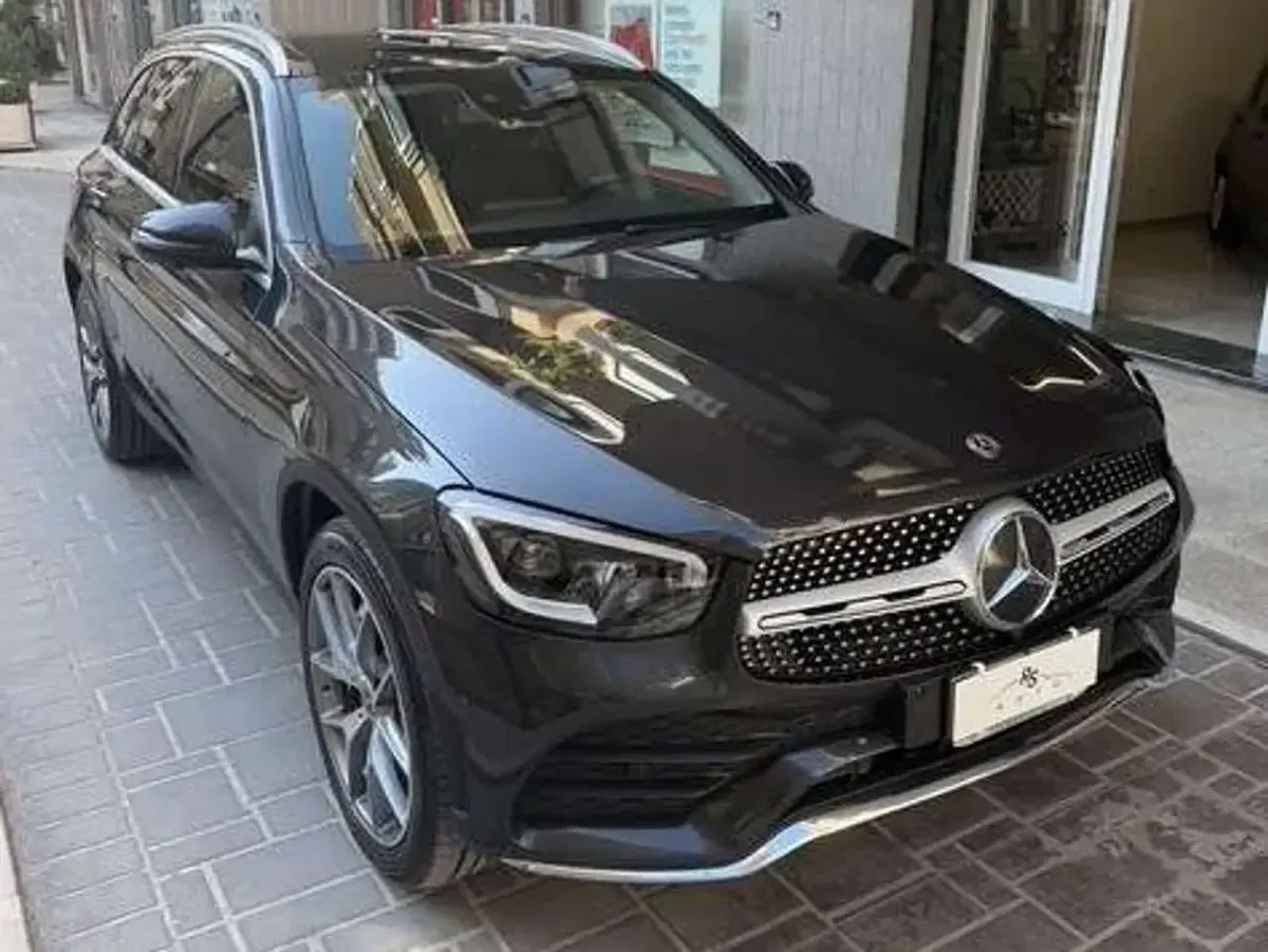 Usata Mercedes GLC300 Premium Plus 245 CV (180 kW) 2020 Grigio SUV