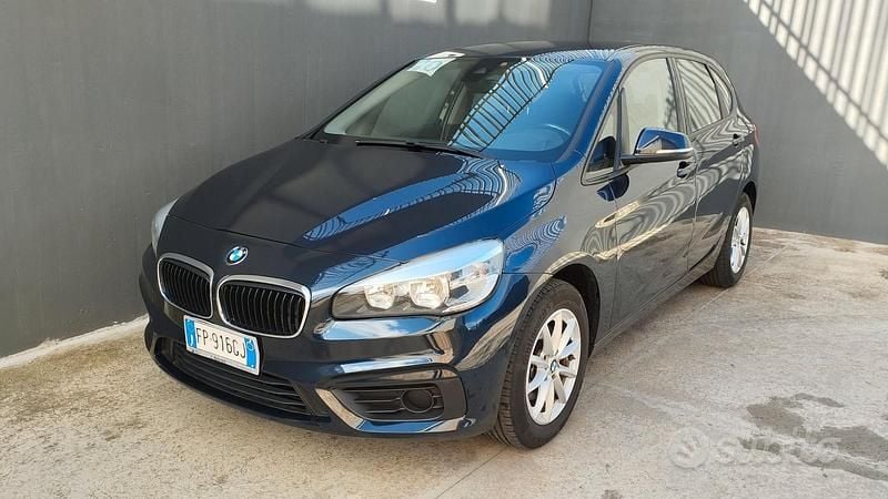 Blu Usata 2018 BMW 216 Active Tourer Sport Line Monovolume | 8990 € (Buon prezzo) - Immagine 1/4