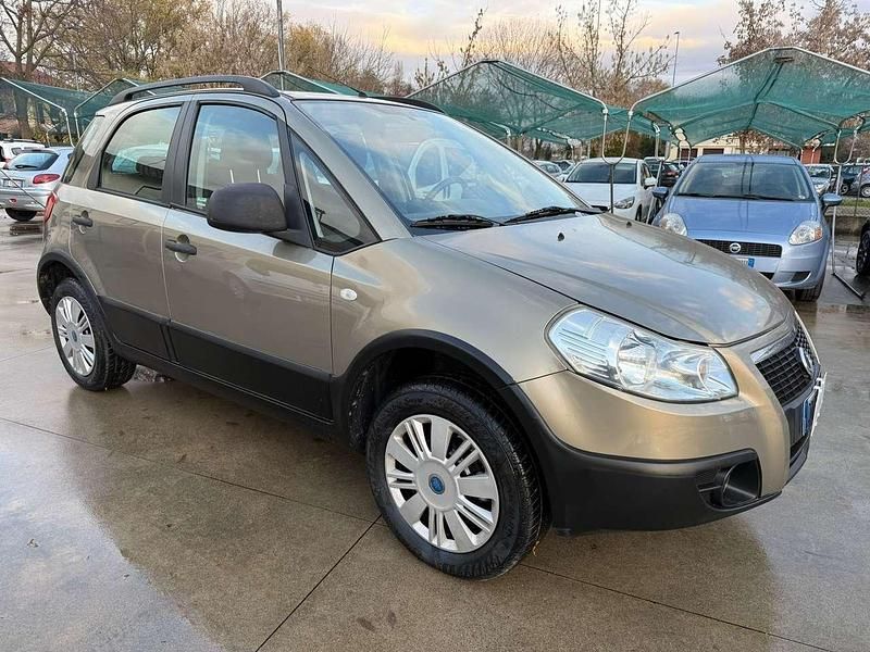 Usata Fiat Sedici 107 CV (78 kW) 2008 Bronzo SUV