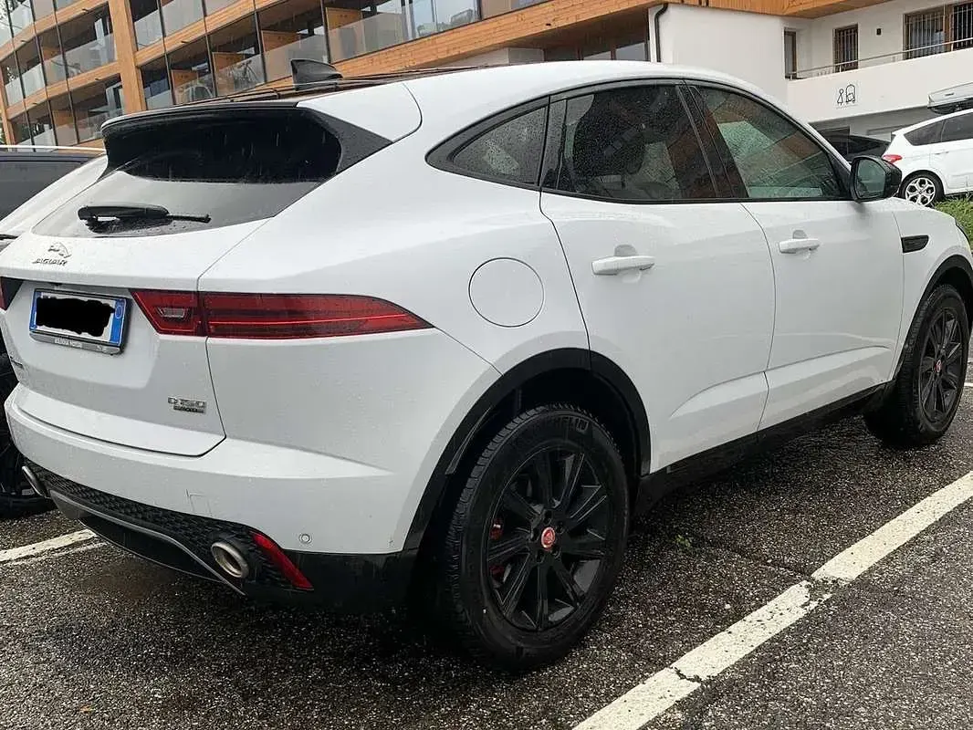 Usata Jaguar E-Pace S 150 CV (110 kW) 2018 Bianco SUV