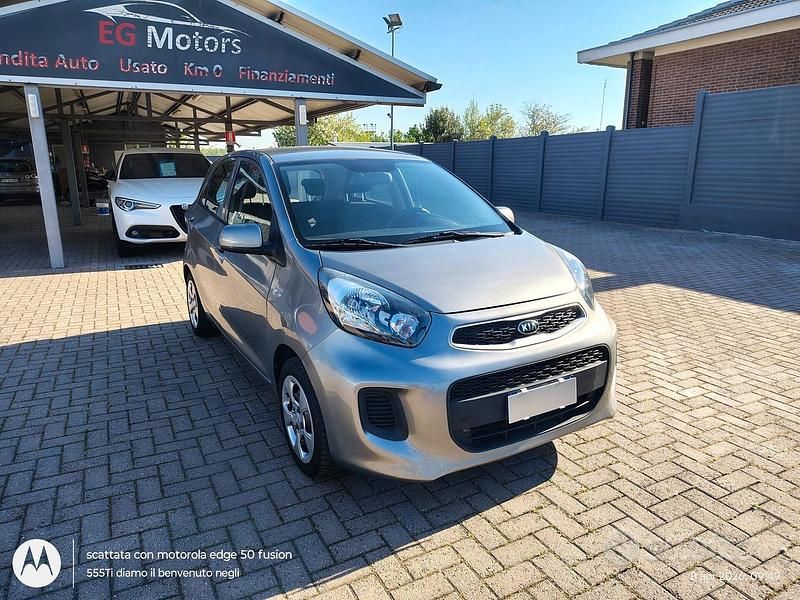 Usata Kia Picanto Active 67 CV (49 kW) 2016 Marrone Utilitaria