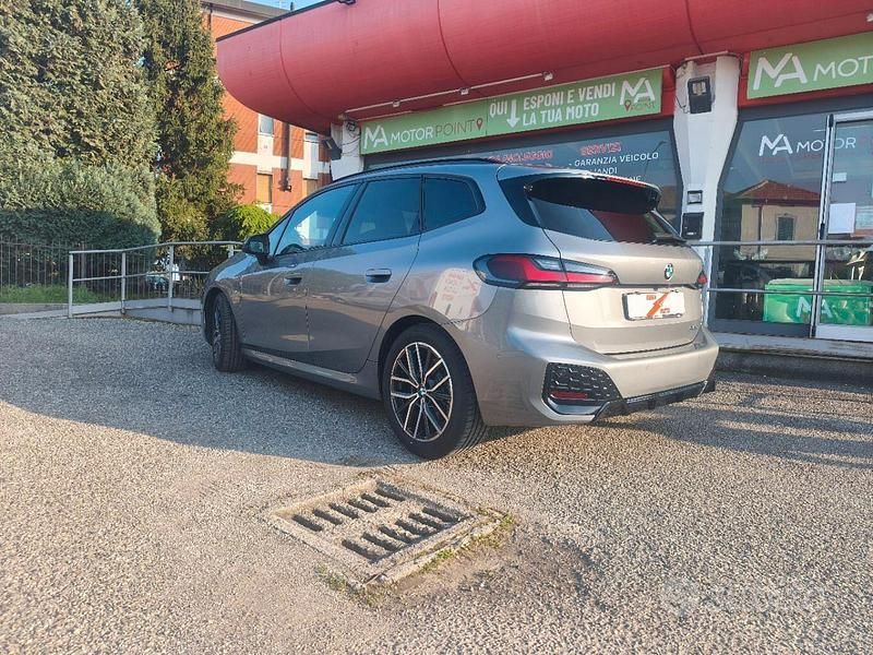 Nuova BMW 220 Active Tourer M Sport 178 CV (130 kW) 2025 Grigio Monovolume