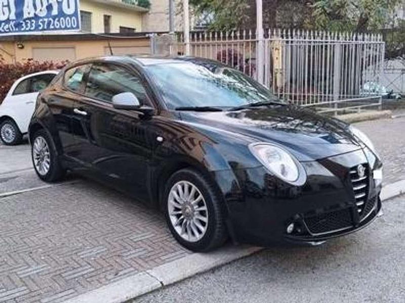 Nero Usata 2013 Alfa Romeo MiTo Super Due volumi | 4400 € (Buon prezzo) - Immagine 1/4