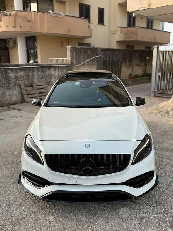 Usata Mercedes A180 122 CV (89 kW) 2017 Bianco Berlina